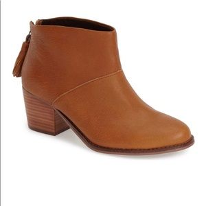 Tom’s Leila bootie